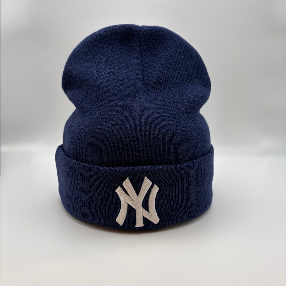 NEW Unisex Navy Blue "NY" Logo Beanie with red Satin lining